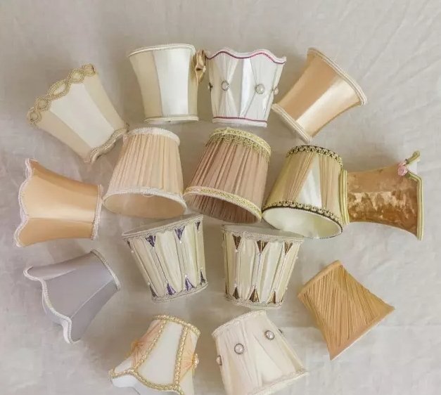 Bell Curve Bowed chandelier mini lamp shades